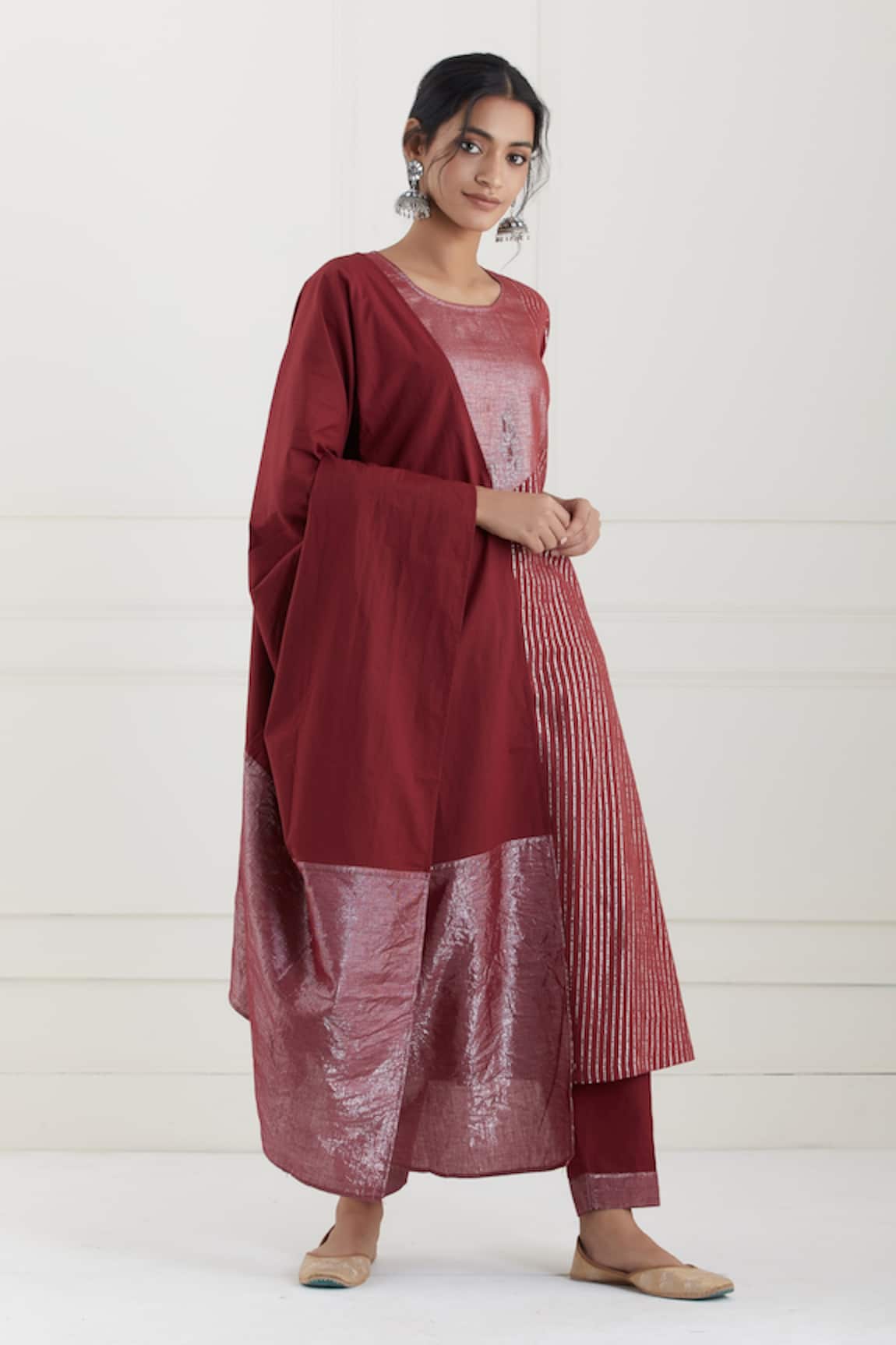 Tashee Lurex Striped Kurta Pant Set