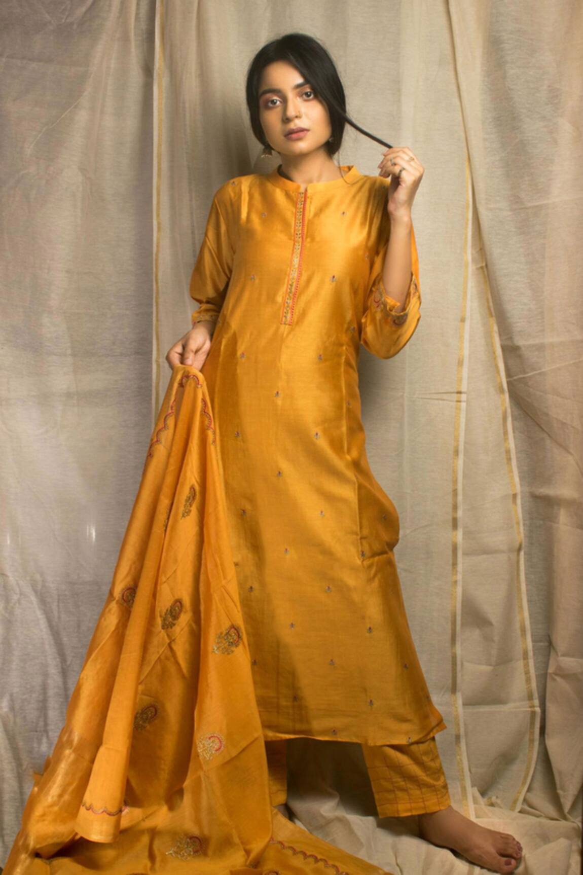 Turaja Chanderi Kurta With Dupatta