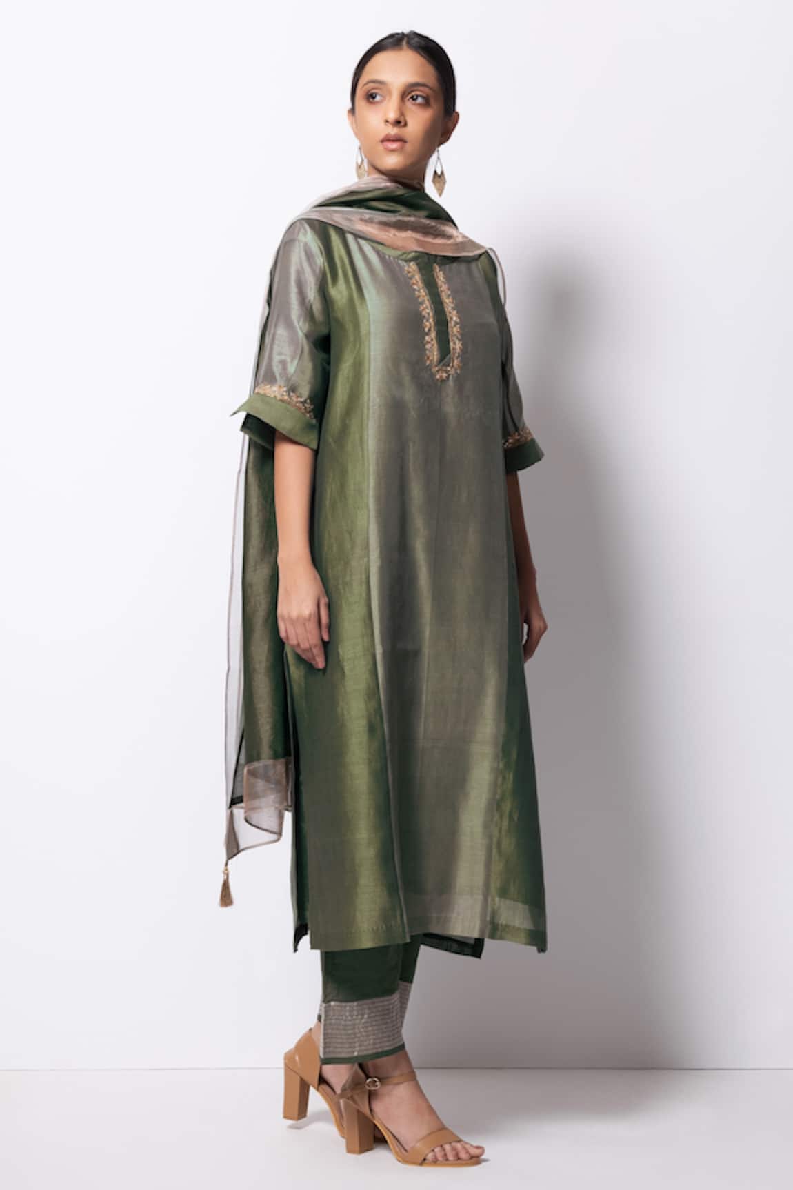 Bhavik Shah Panelled Chanderi Silk Kurta Set
