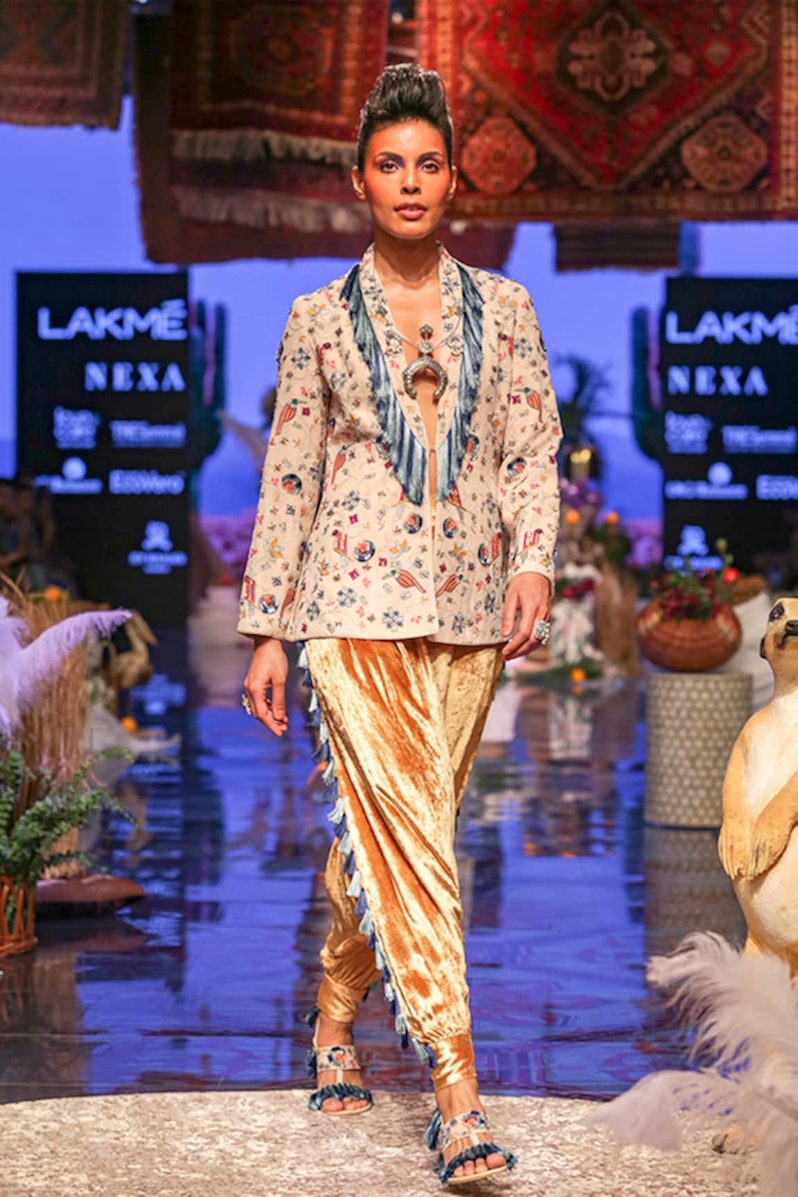 Payal Singhal Almir Embroidered Jacket & Pant Set 