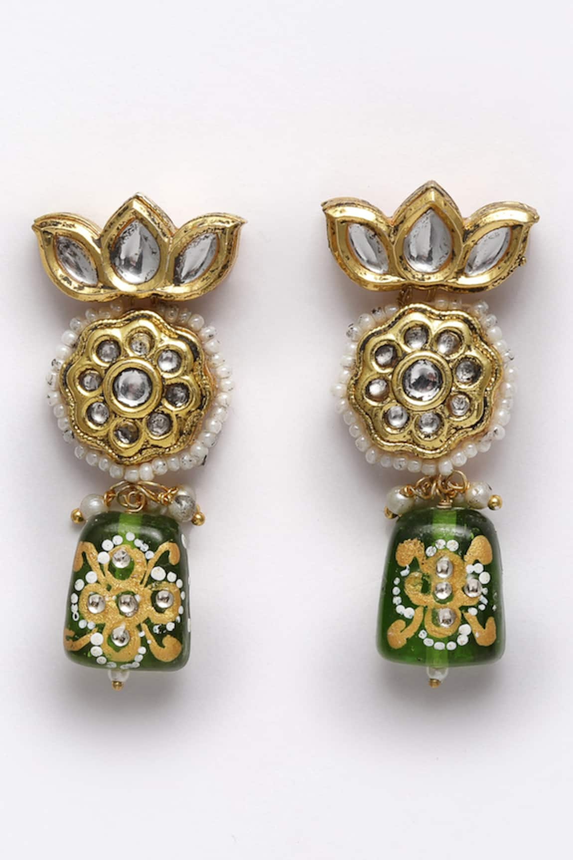 Dugran By Dugristyle Kundan Floral Motif Drop Earrings