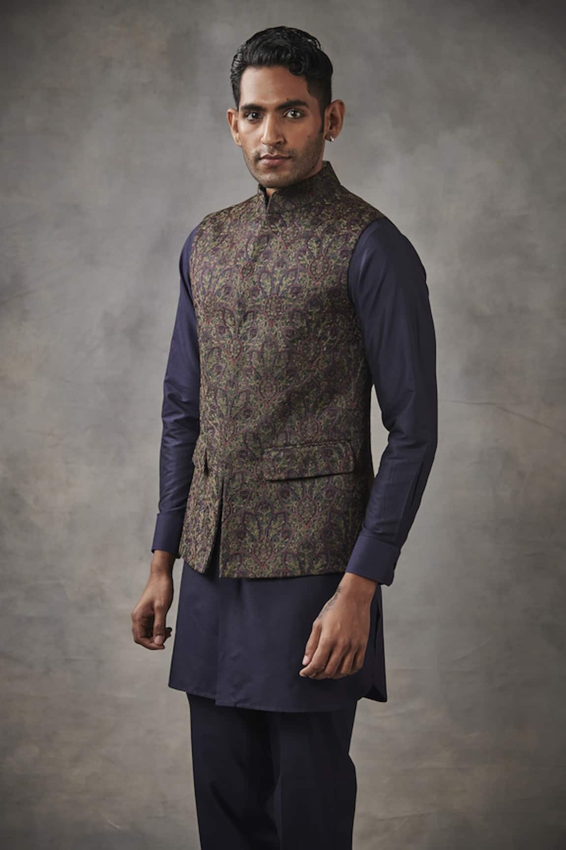 Gargee Designers Floral Embroidered Bundi & Kurta Set