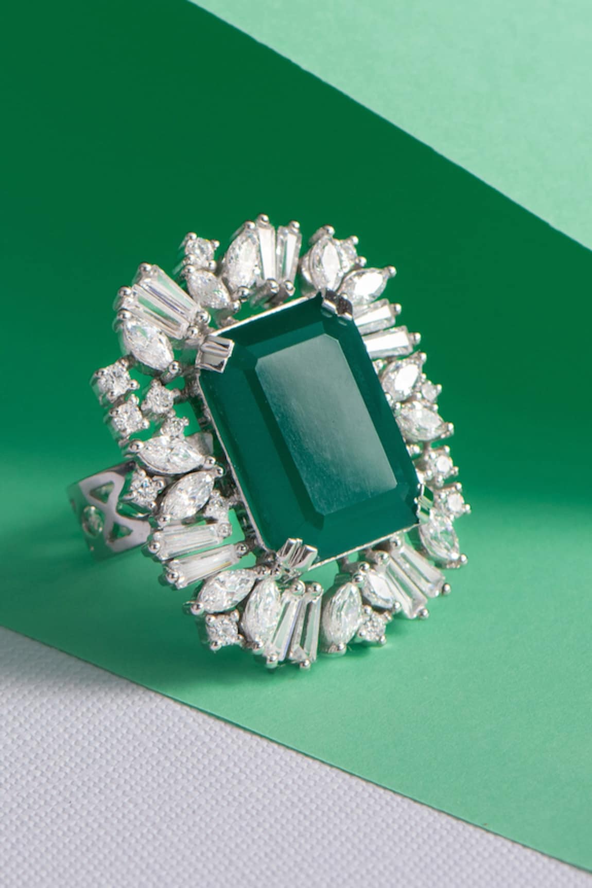 Solasta Jewellery Victorian Emerald Ring