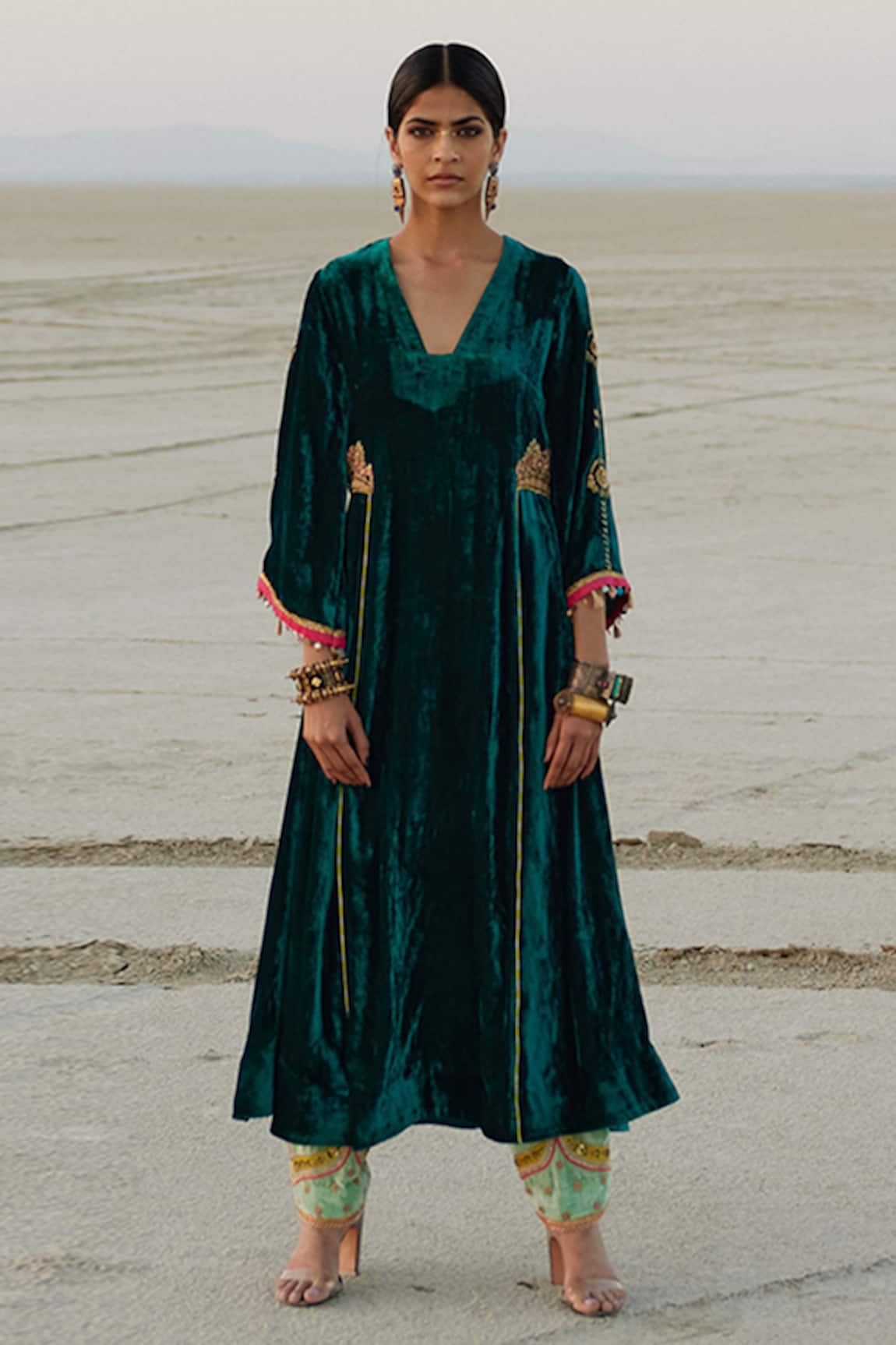 Rajiramniq Silk Velvet Embroidered Kurta & Pant Set