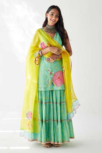 Rajiramniq Shell Print Kurta Gharara Set