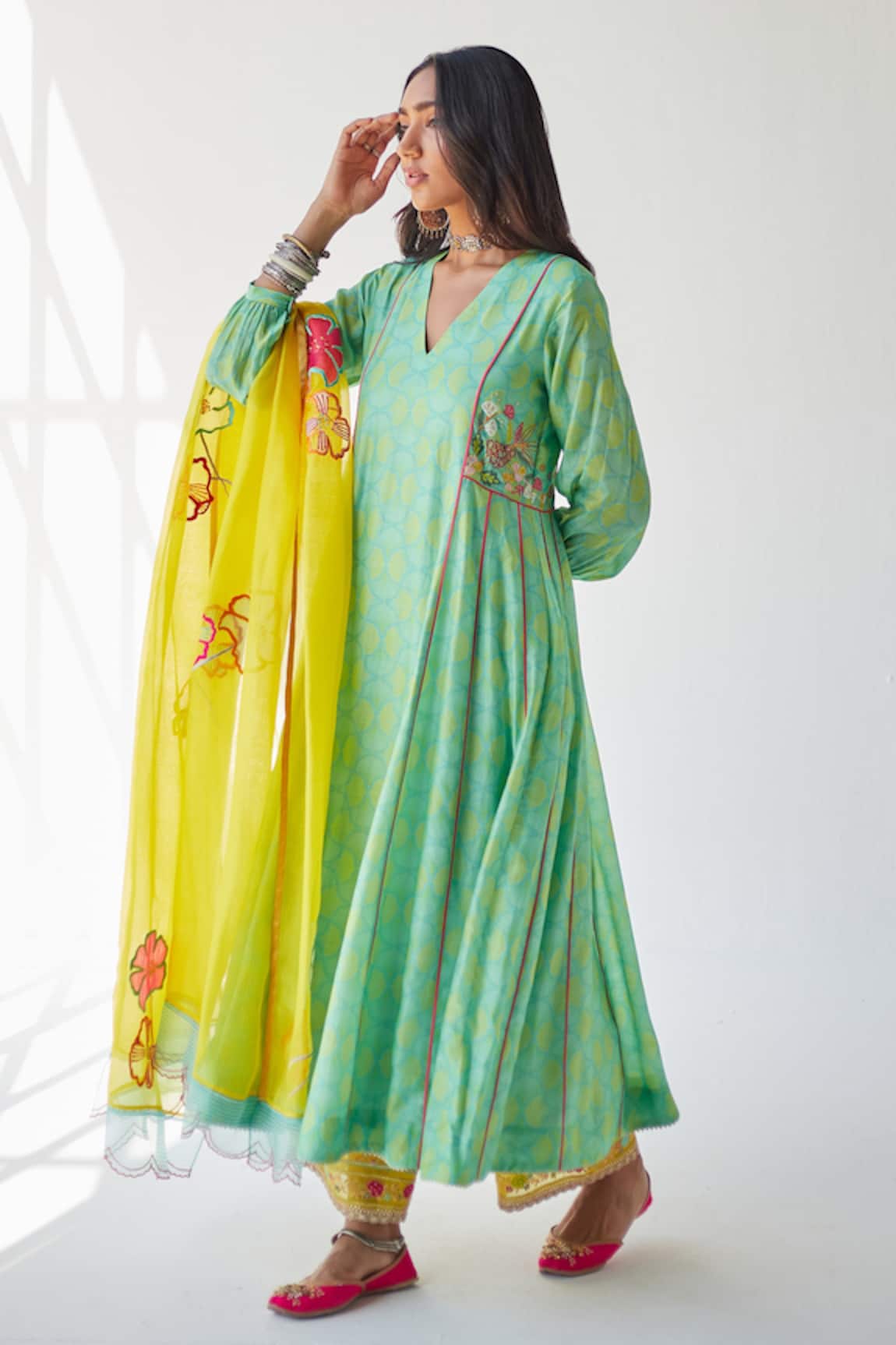 Rajiramniq Shell Print Puff Sleeve Kurta Set