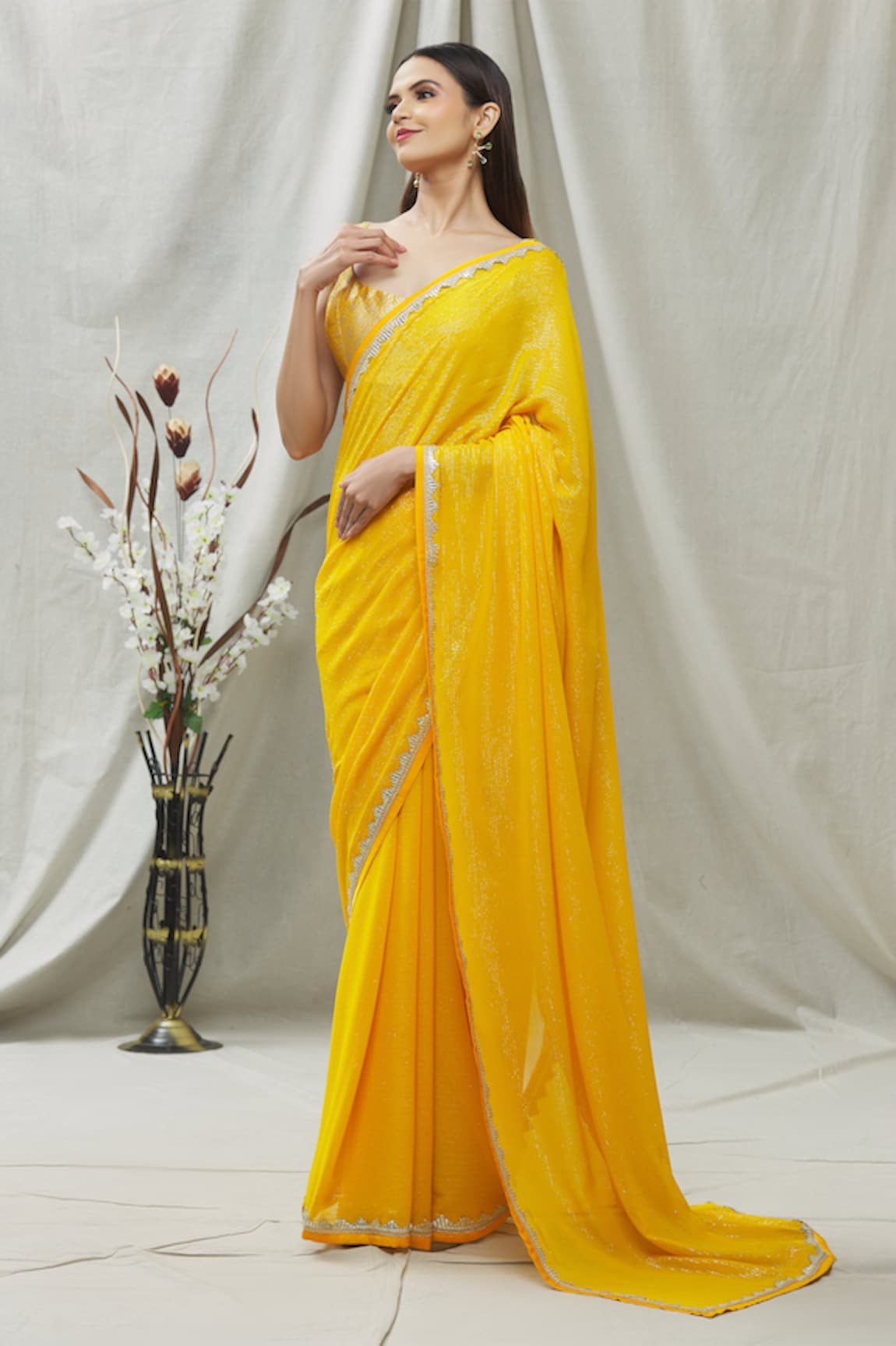 Ranian Zari Woven Saree With Blouse