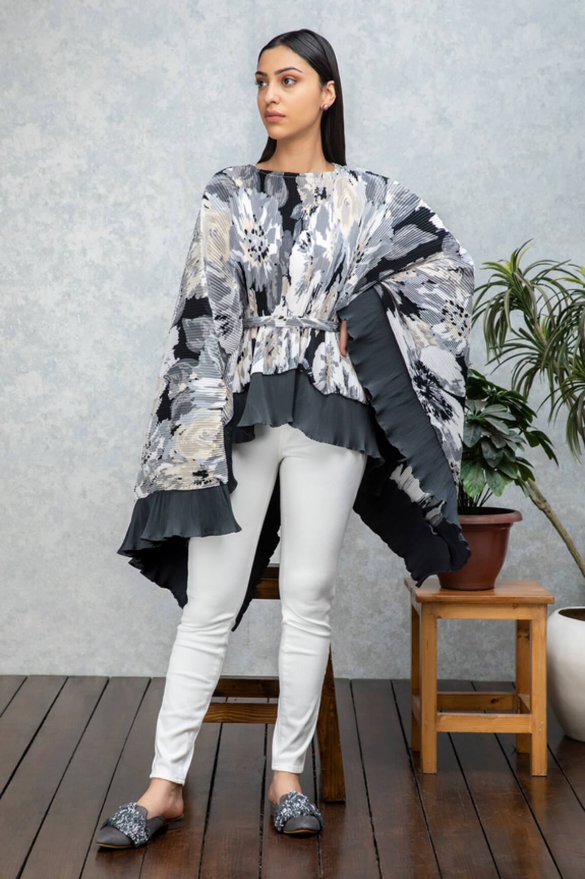 Rhe-Ana Amur Printed Cape