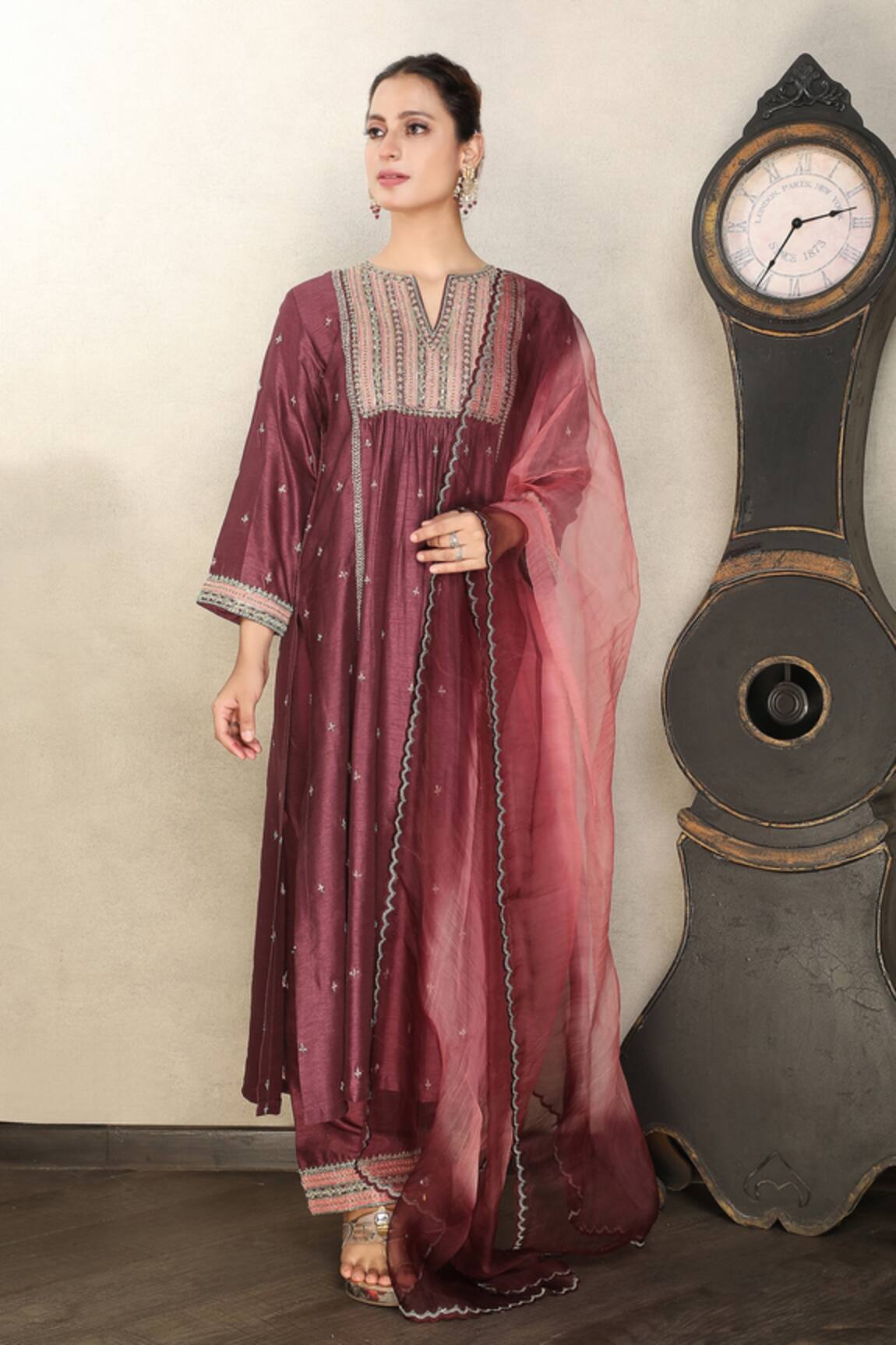 Falguni.Foram Embroidered Kurta Pant Set