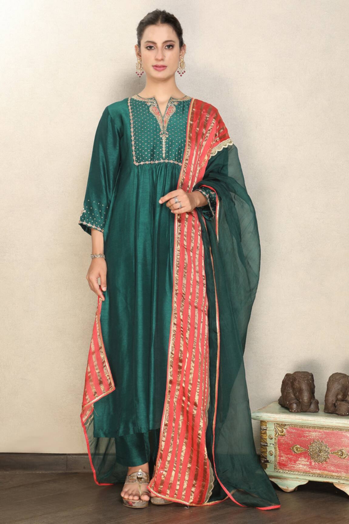 Falguni.Foram Gathered Kurta Pant Set