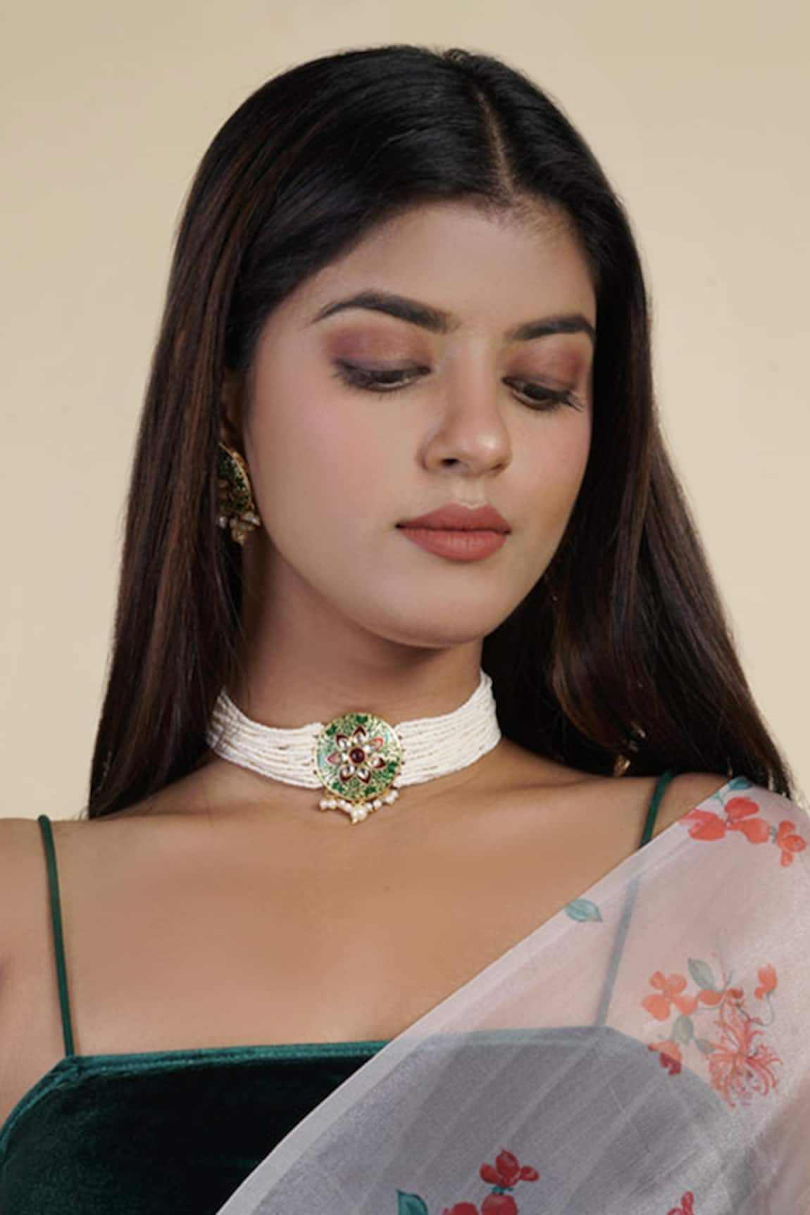 Hairatt Meenakari Work Choker set