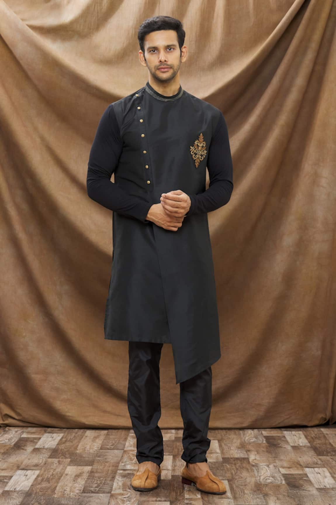 Vivek Karunakaran Asymmetric Overlap Kurta