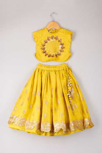 P & S CO Leaf Embroidered Lehenga & Choli Set 