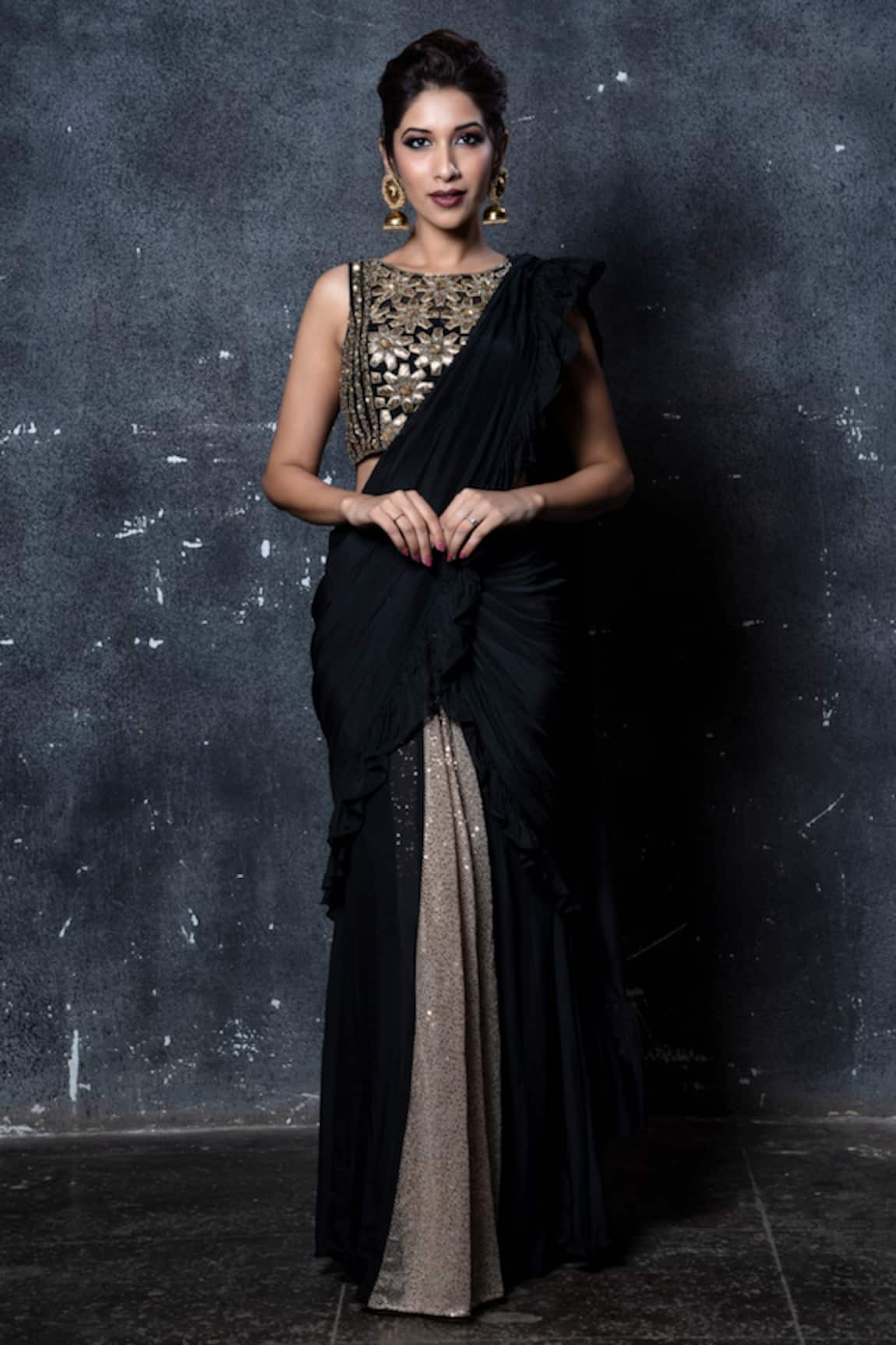 Aaryaa By Kashveen Kohli Pre-Stitched Saree With Embroidered Blouse 