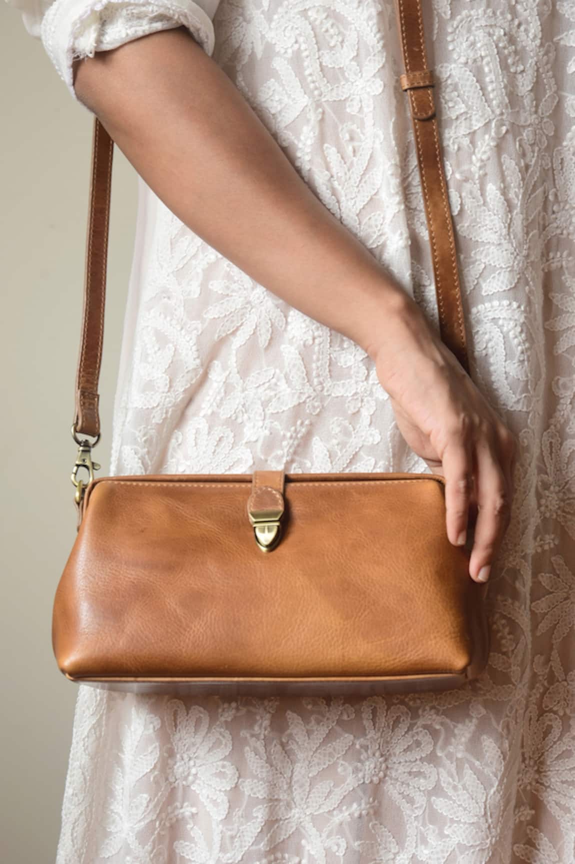 Tan & Loom Doctors Sling Bag