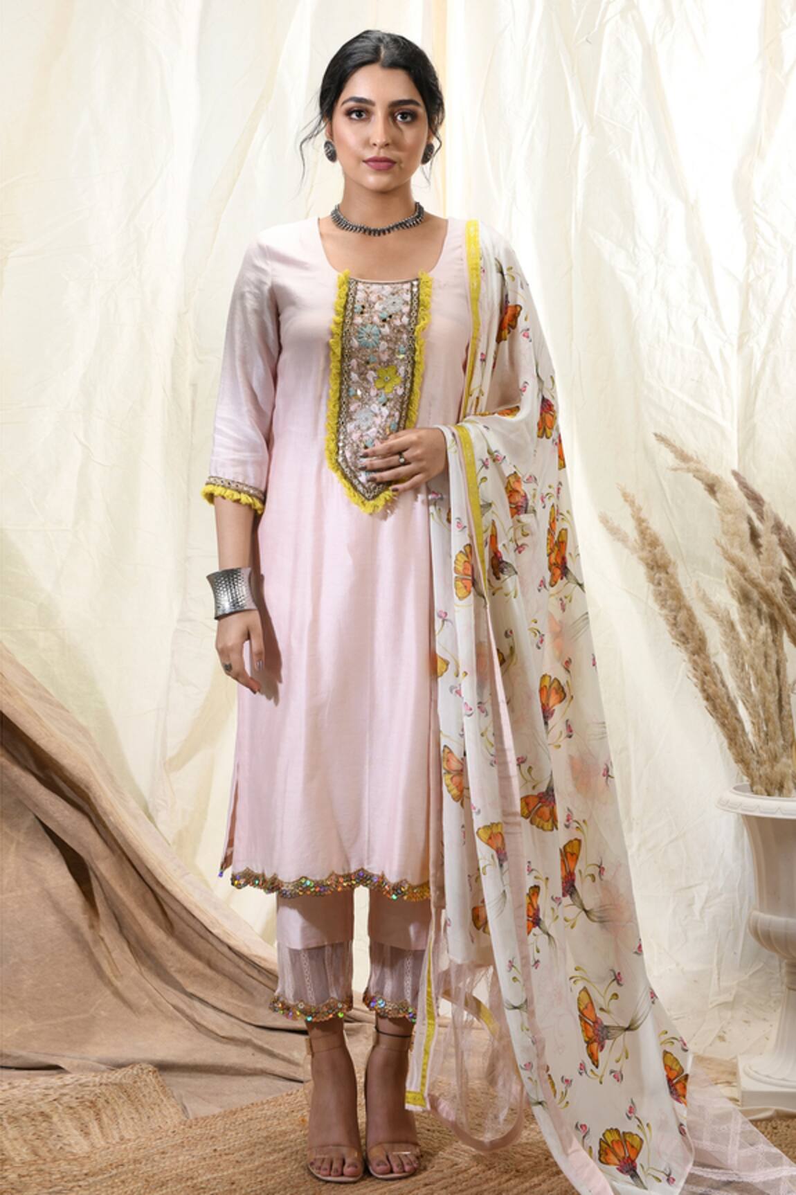 Aaryaa By Kashveen Kohli Chanderi Kurta Pant Set