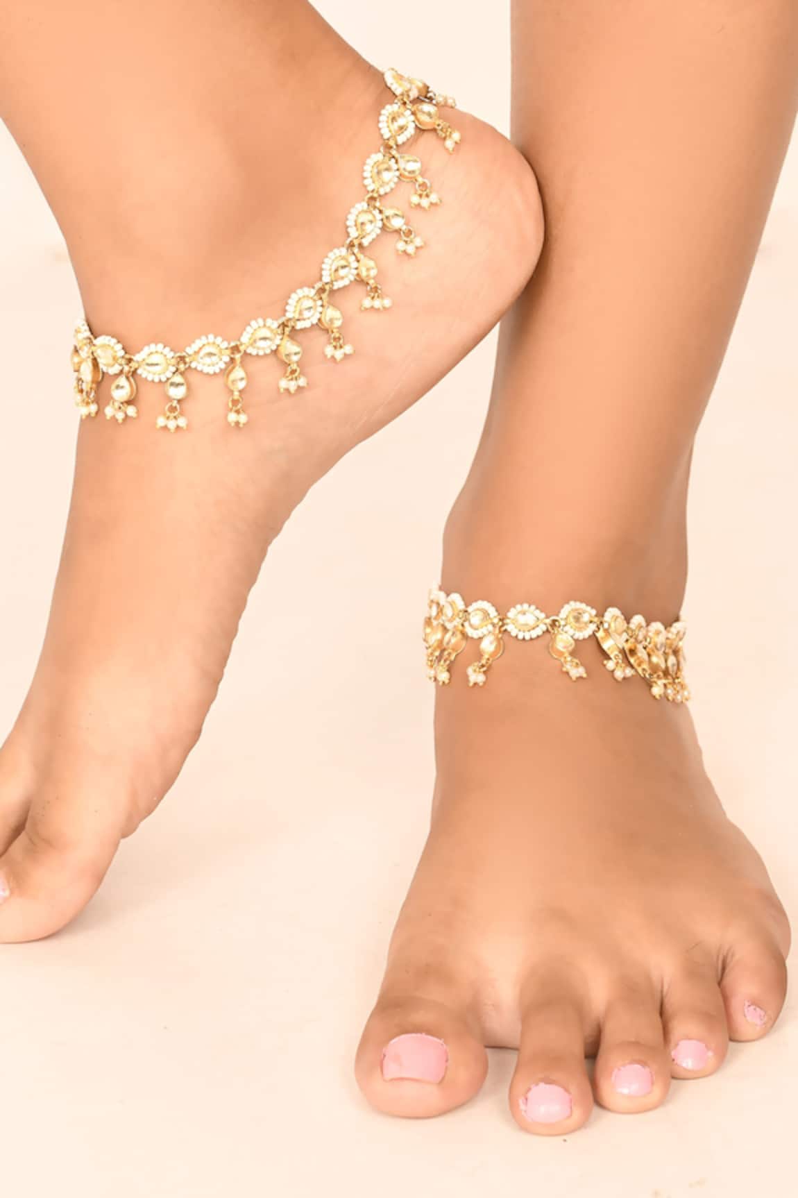 Auraa Trends Kundan Floral Anklets Set of 2
