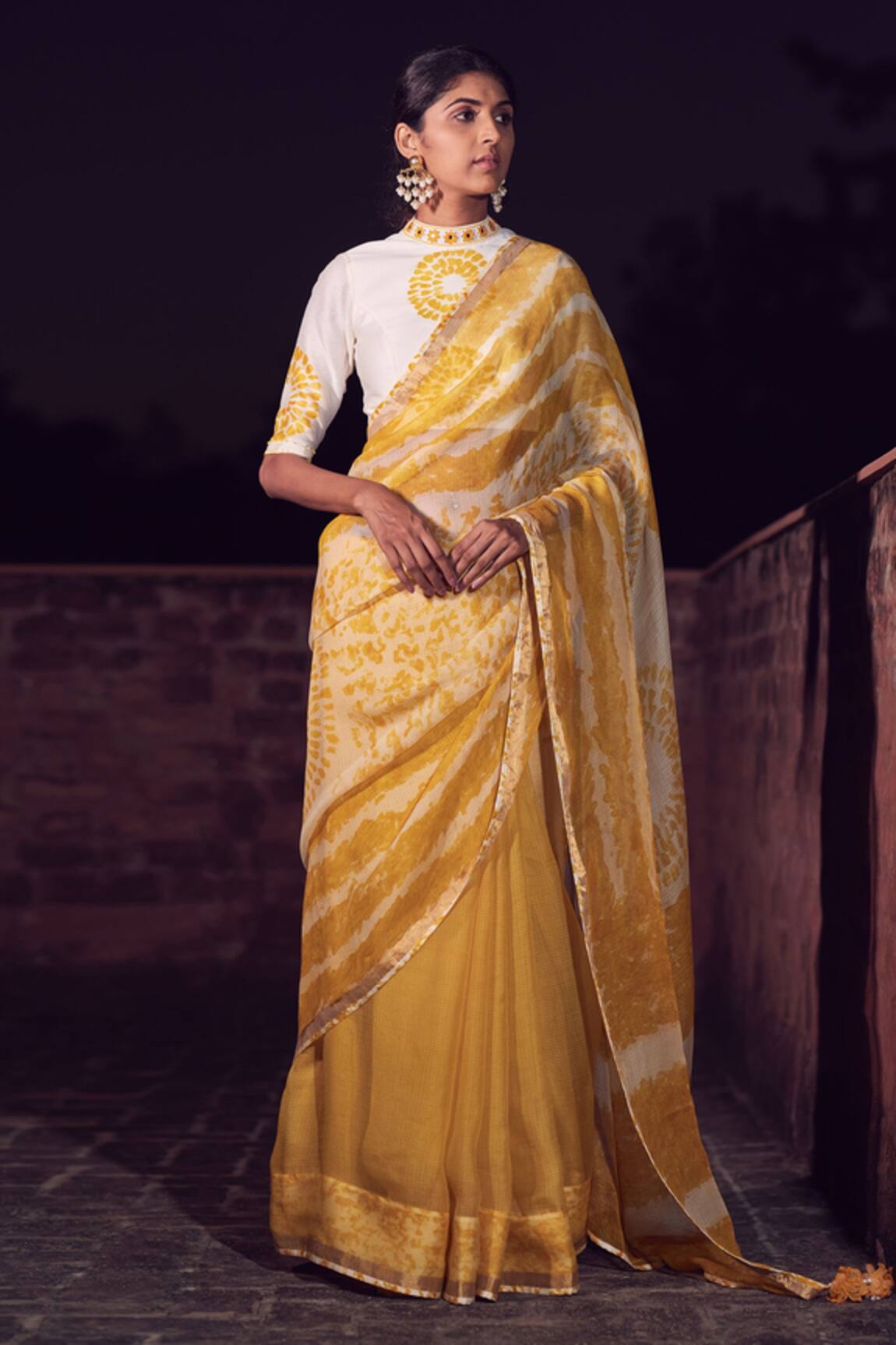 Amita Gupta Printed Saree With Blouse