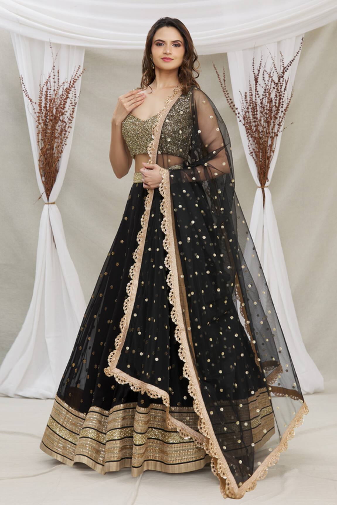 Priti Sahni Embroidered Lehenga Set