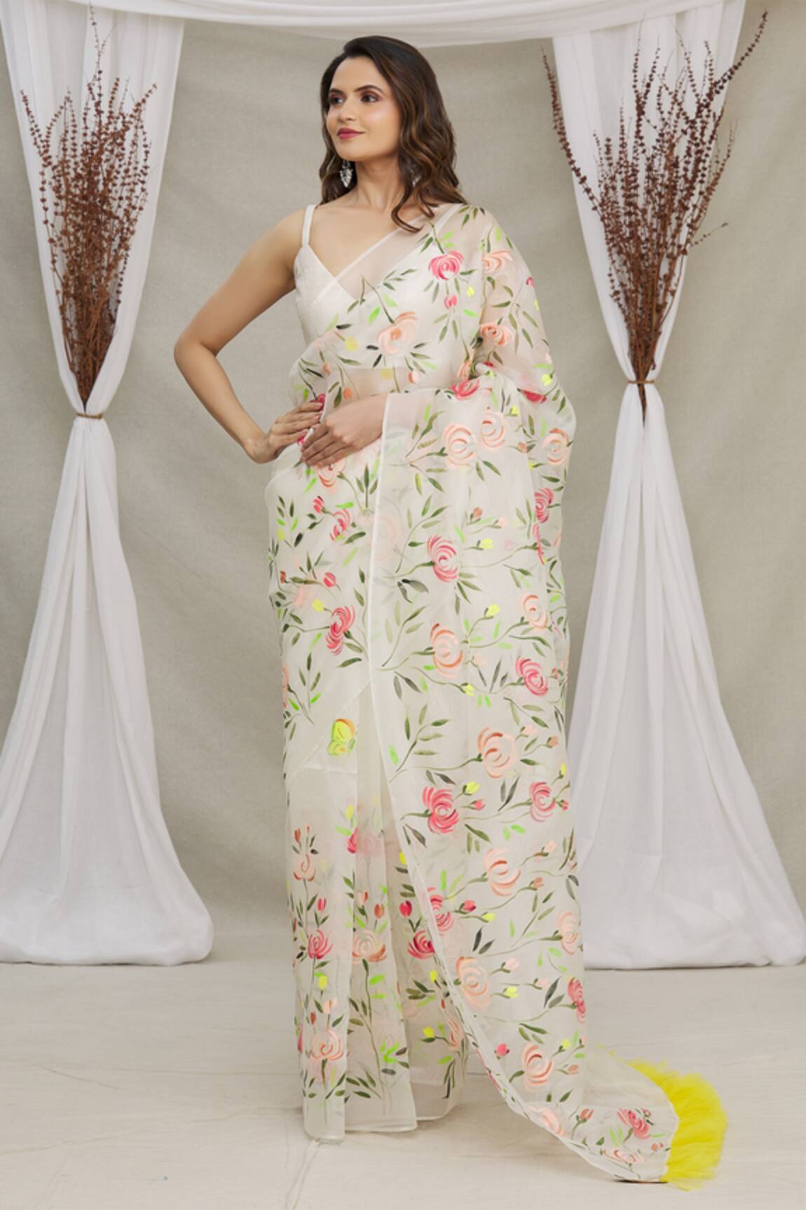 Priti Sahni Hand Painted Saree With Blouse