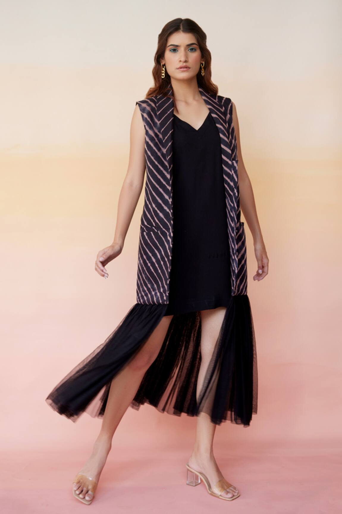 Aapro Beijing Leheriya Print Jacket 