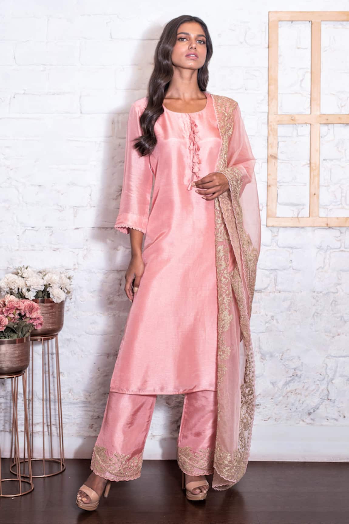 Vasavi Shah Kurta Set With Embroidered Dupatta