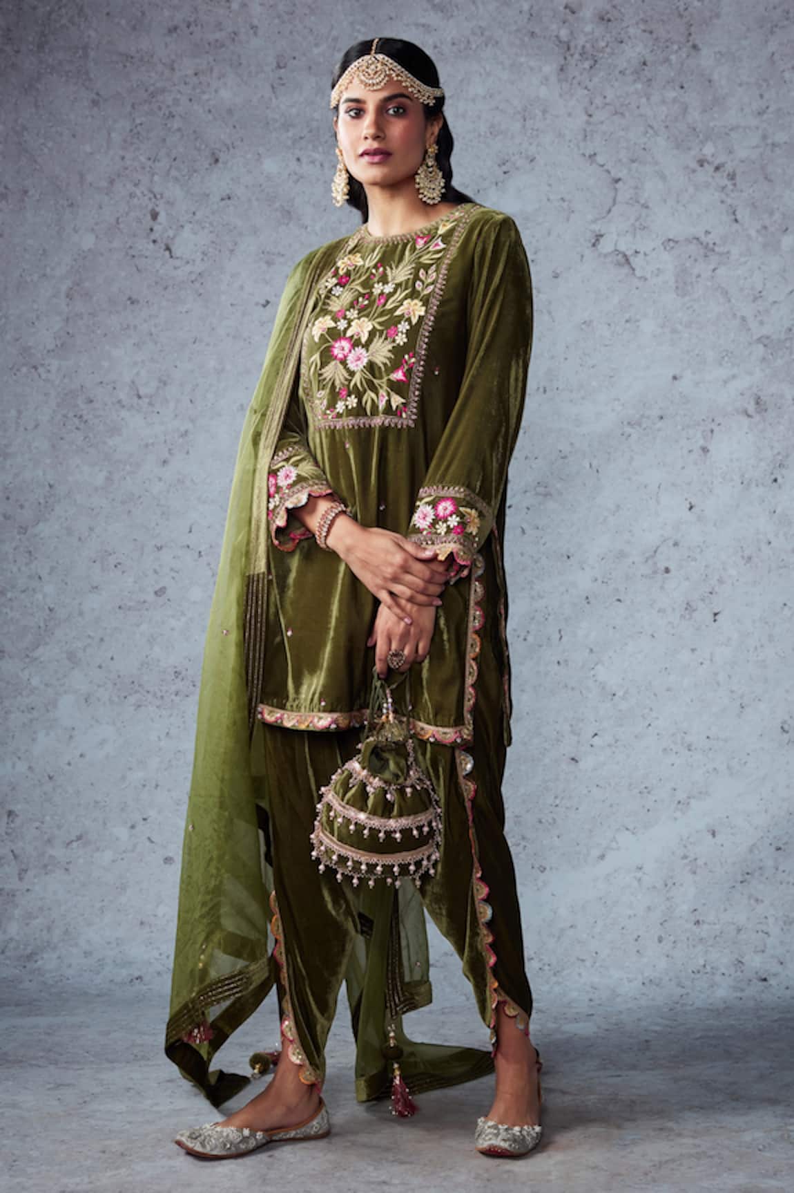 Ajiesh Oberoi Shabnam Velvet Kurta Dhoti Pant Set 
