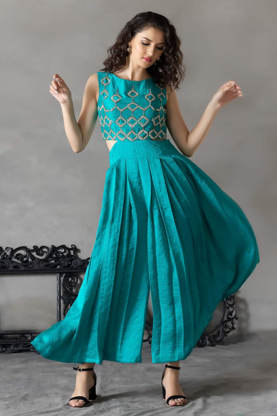 Anu Pellakuru Zardozi Work Jumpsuit 