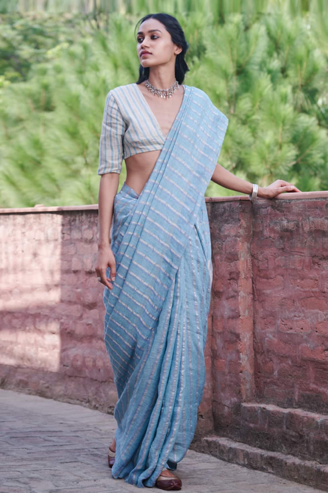 Dressfolk Yasmin Handloom Linen Striped Saree
