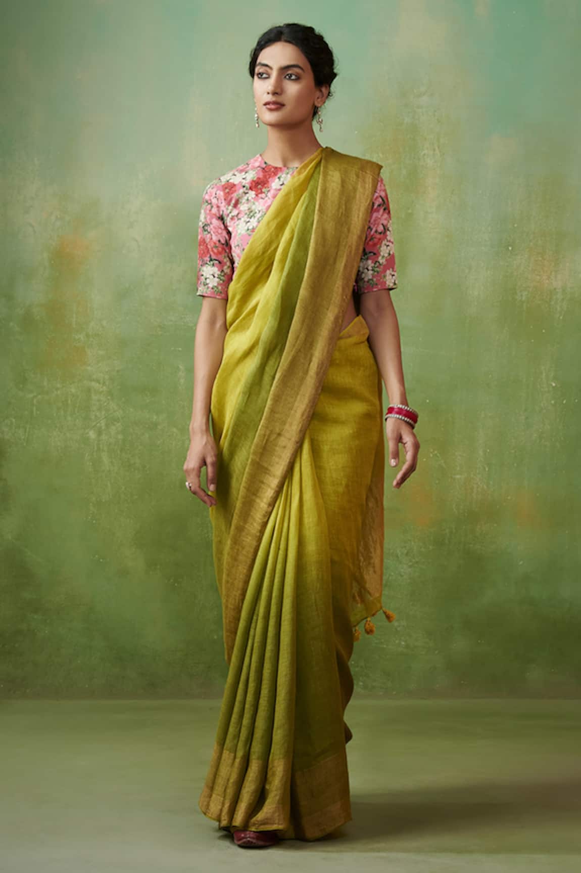 Dressfolk Iraah Handloom Linen Ombre Saree With Running Blouse 