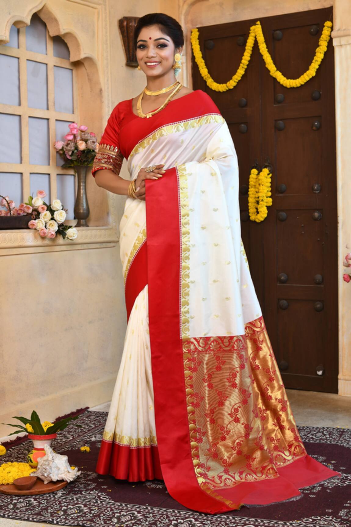 Samyukta Singhania Paisley Woven Saree