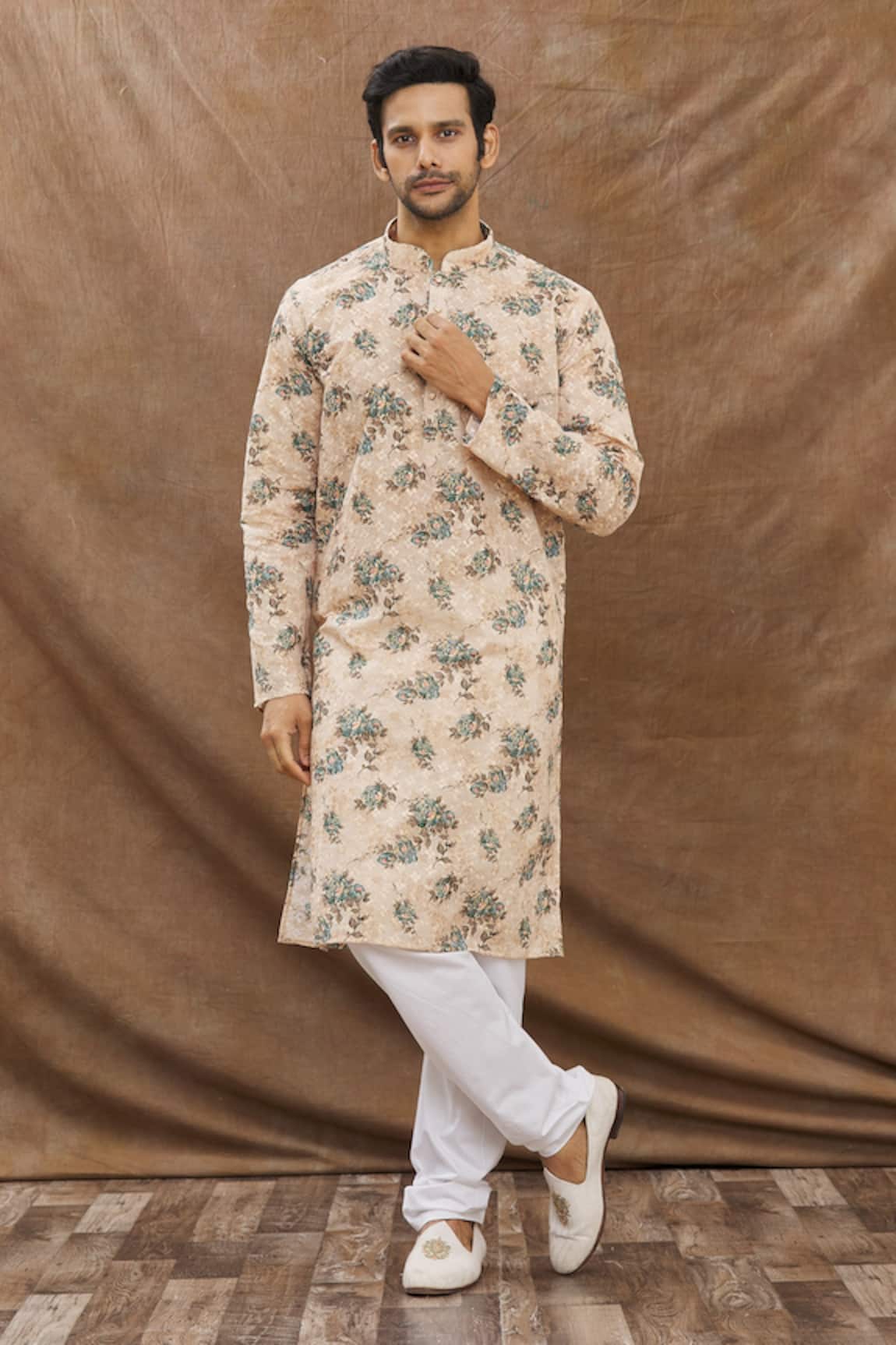 Aham-Vayam Floral Print Kurta Set