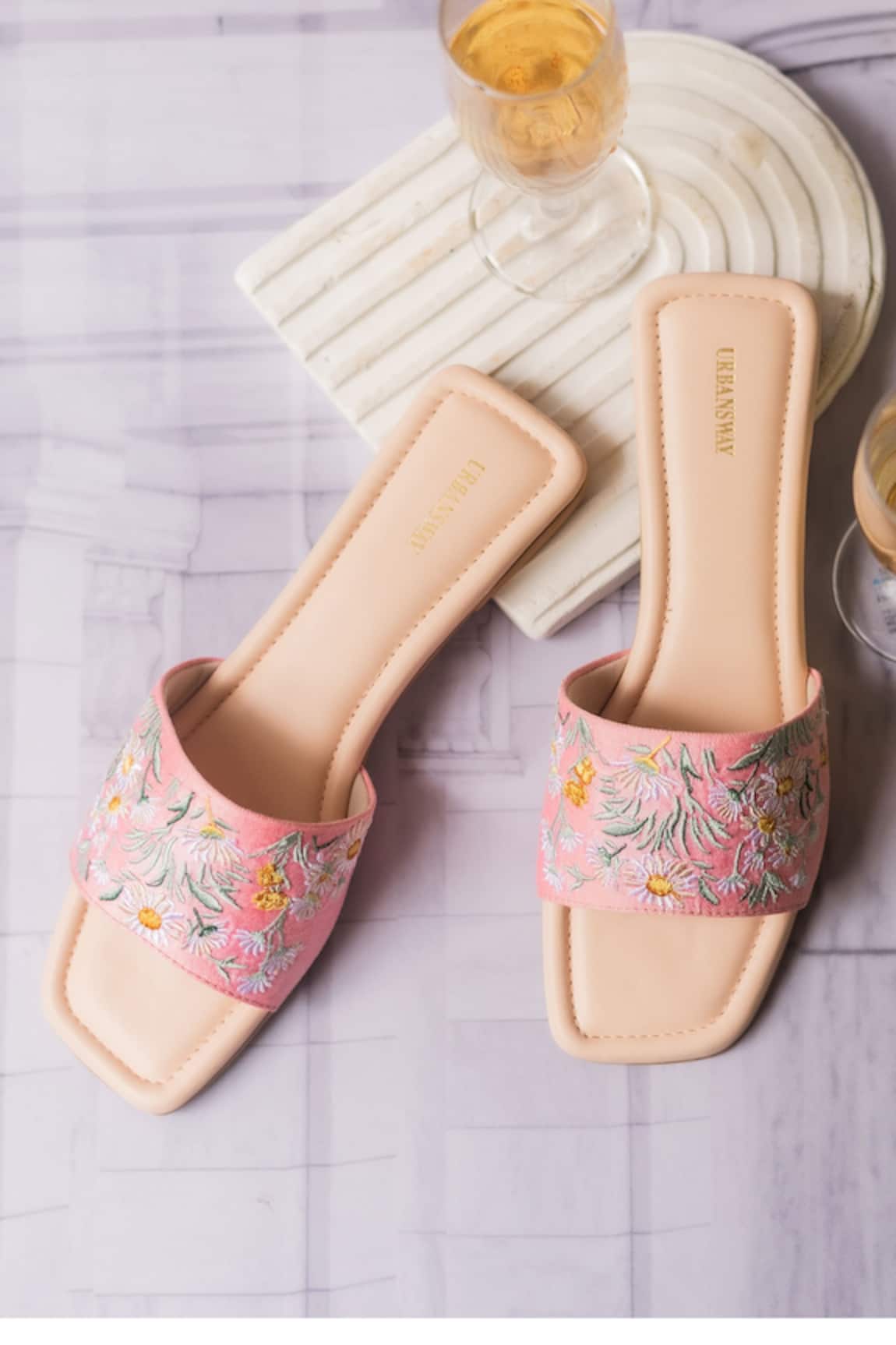 Urbansway Floral Embroidered Sliders
