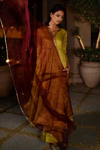 Rhua Embroidered Kurta Palazzo Set 
