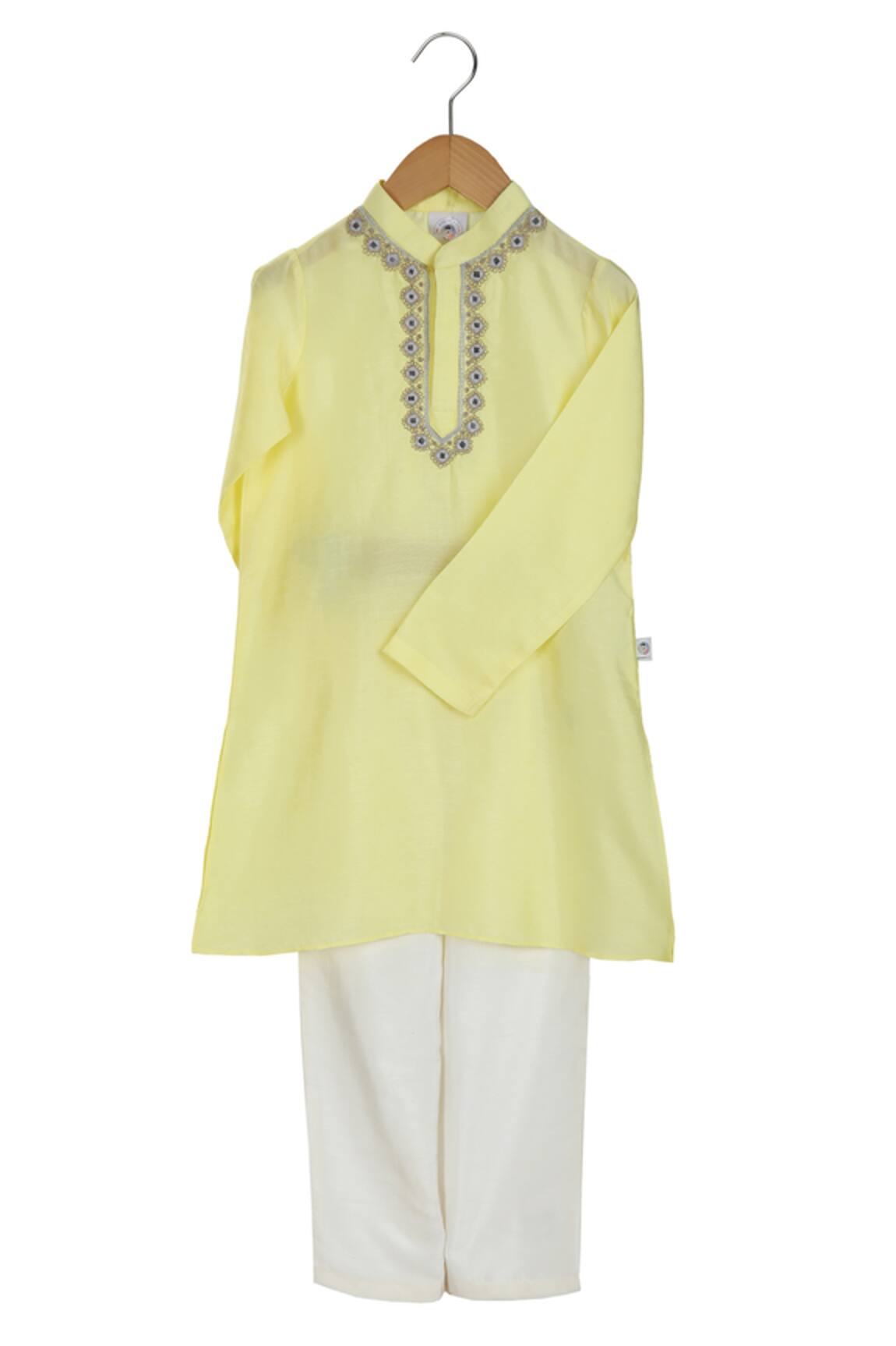 Mi Dulce An'ya Mirror Embroidered Kurta Set 