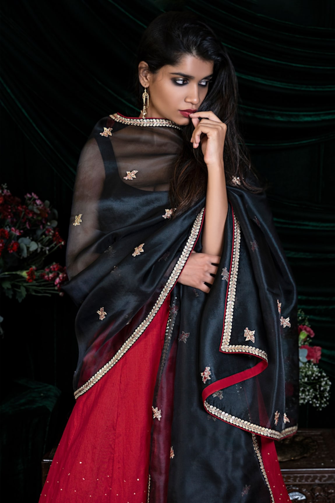 Shimai Jayachandra Falling Leaves Embroidered Dupatta