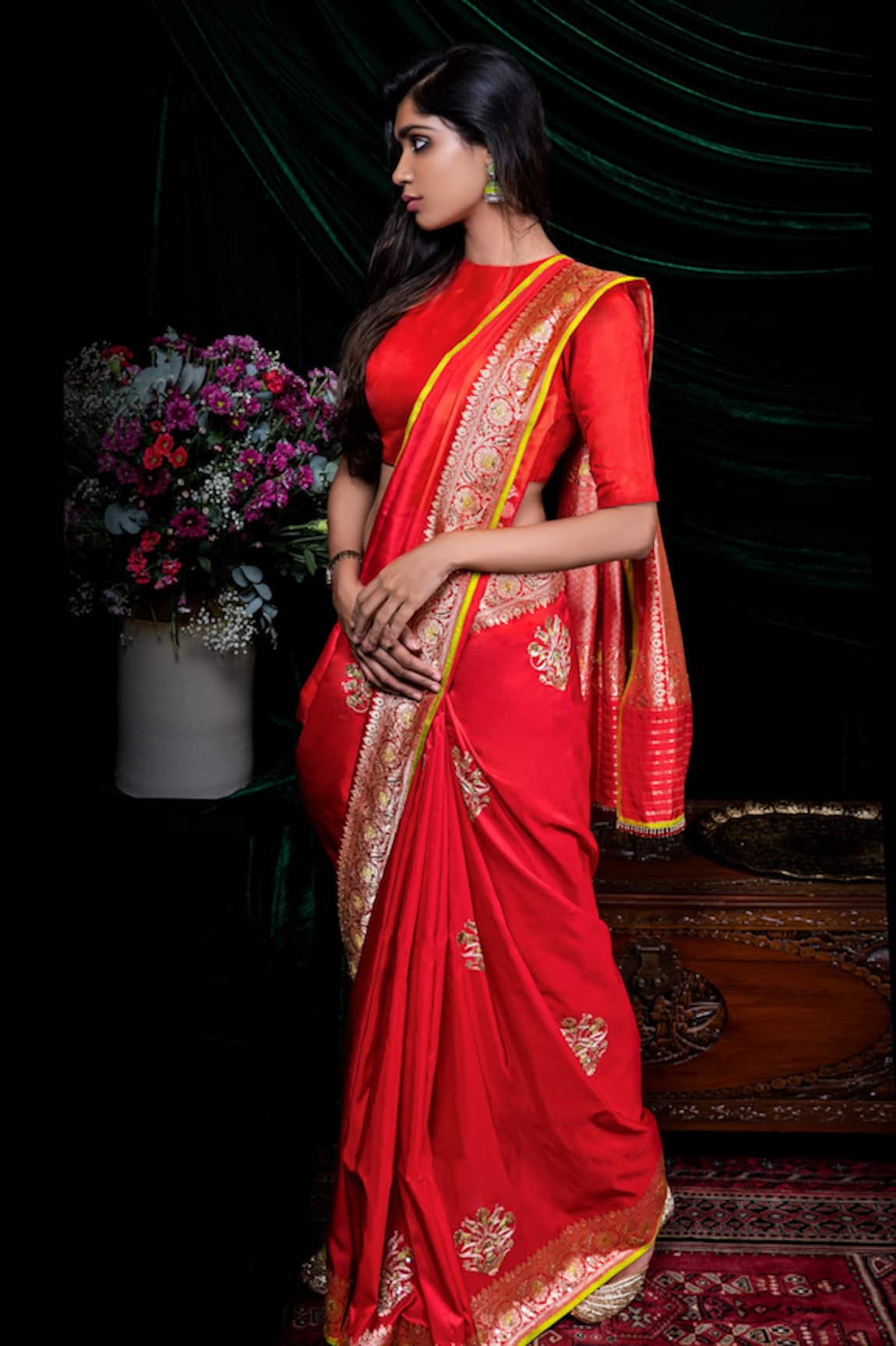 Shimai Jayachandra Tulip Embroidered Saree