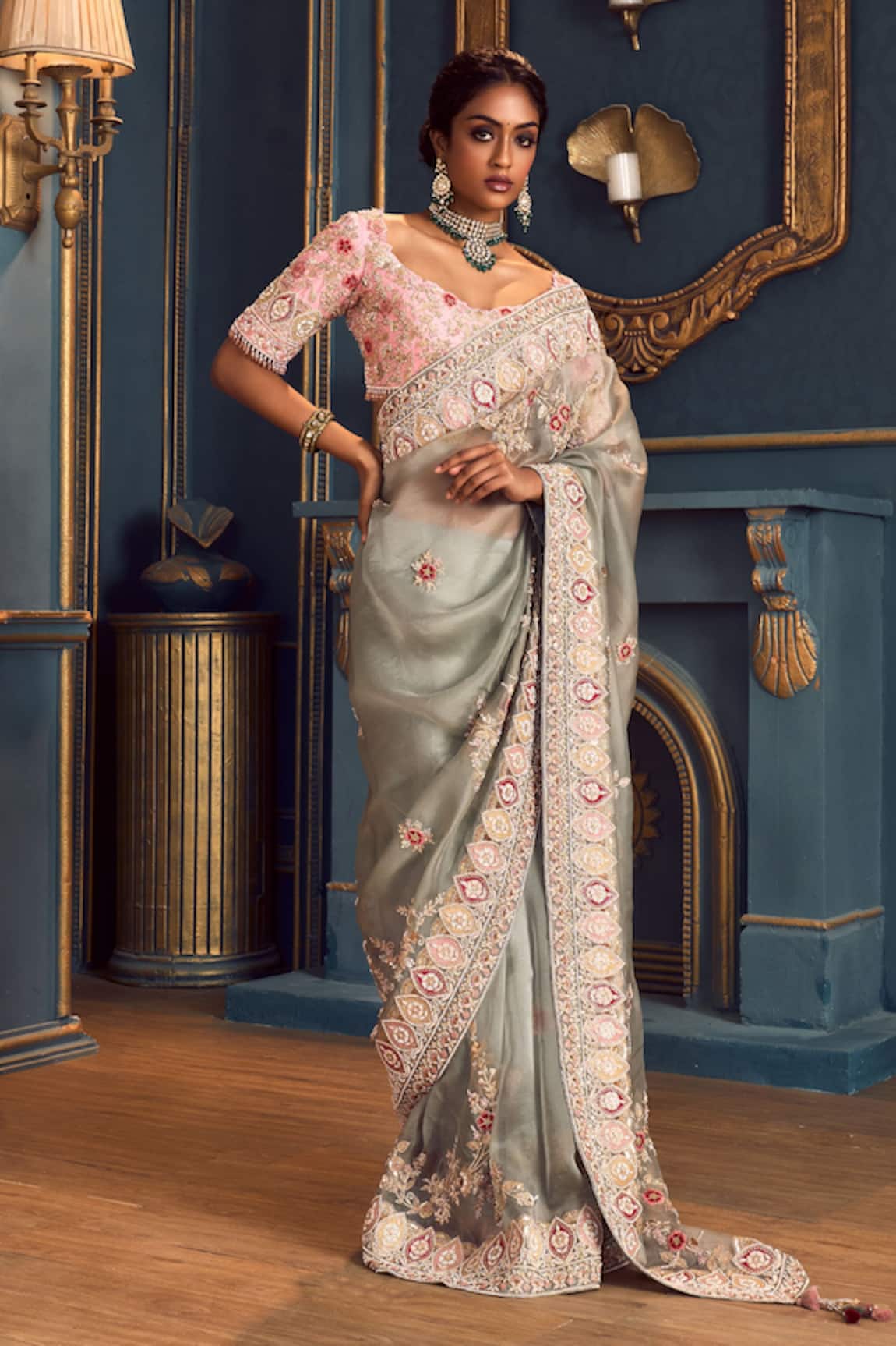 Stotram Floral Embroidered Saree With Blouse