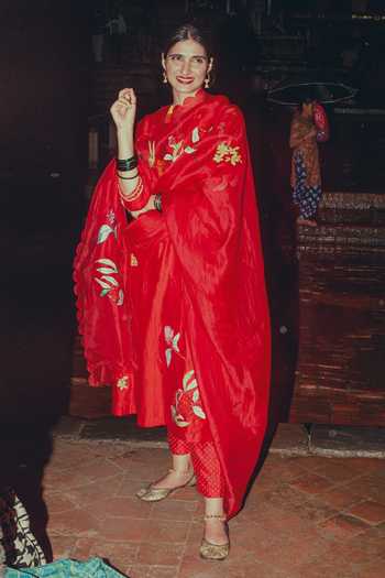 Label Earthen Laal Sunahri Embroidered Kurta Set 