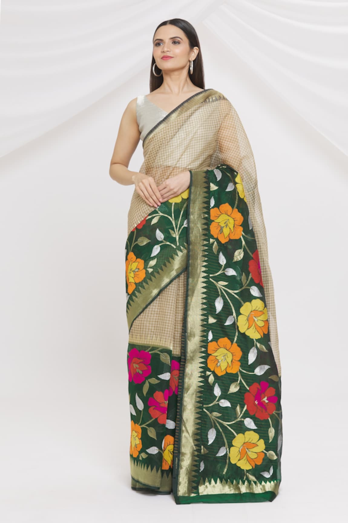 Resa by Ushnakmals Handwoven Kora Silk Saree