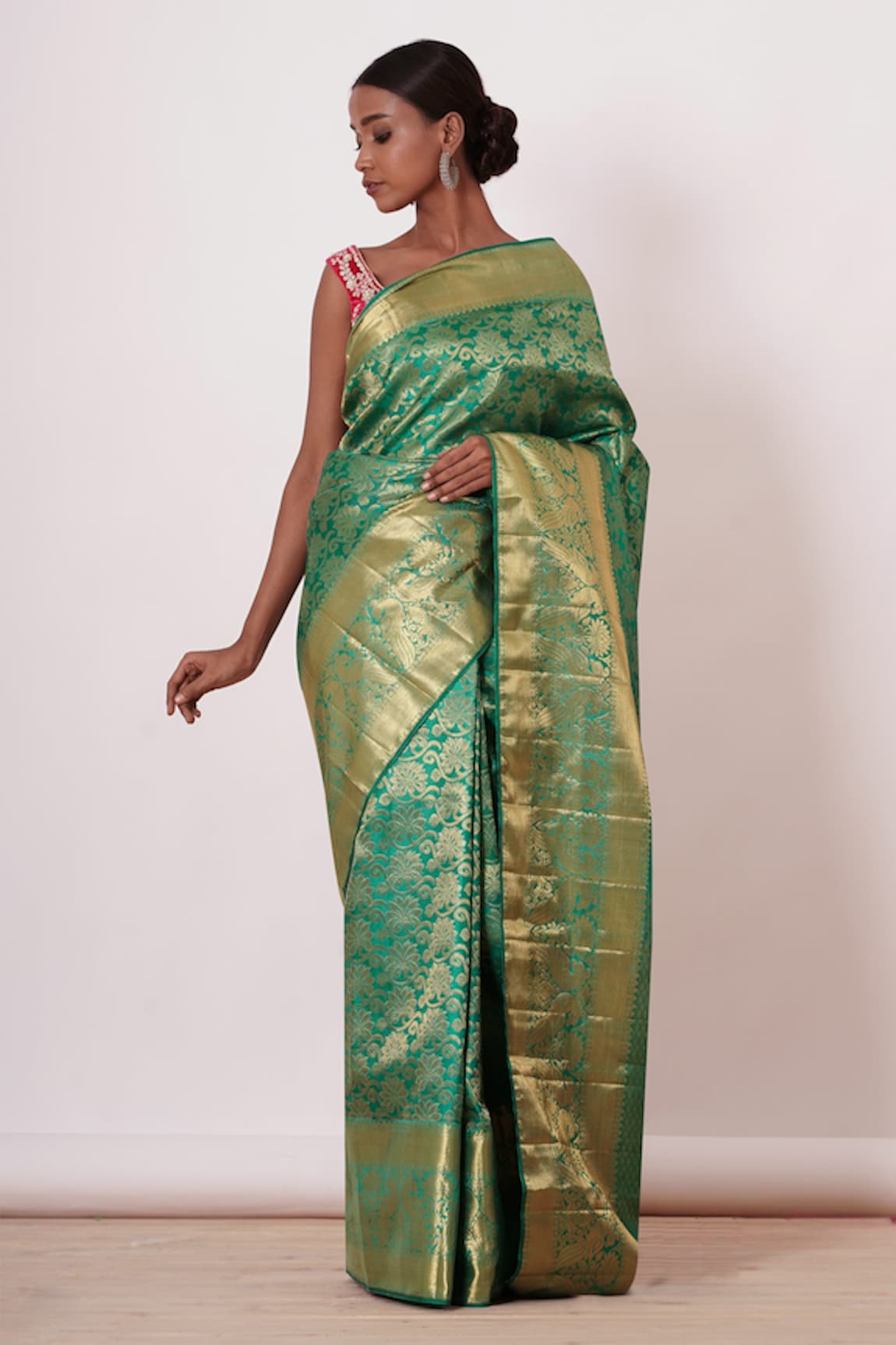 Aharin Woven Saree With Velvet Blouse