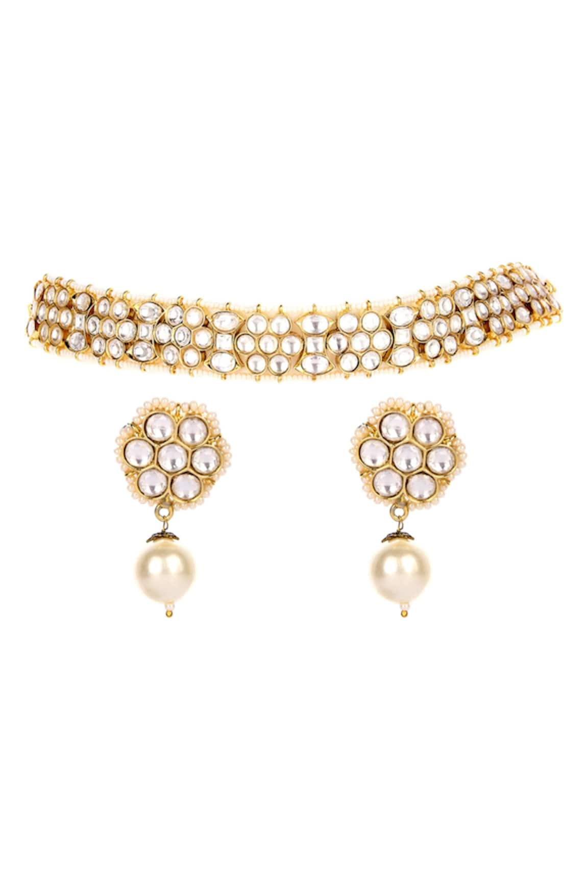 Auraa Trends Kundan Embellished Choker Set