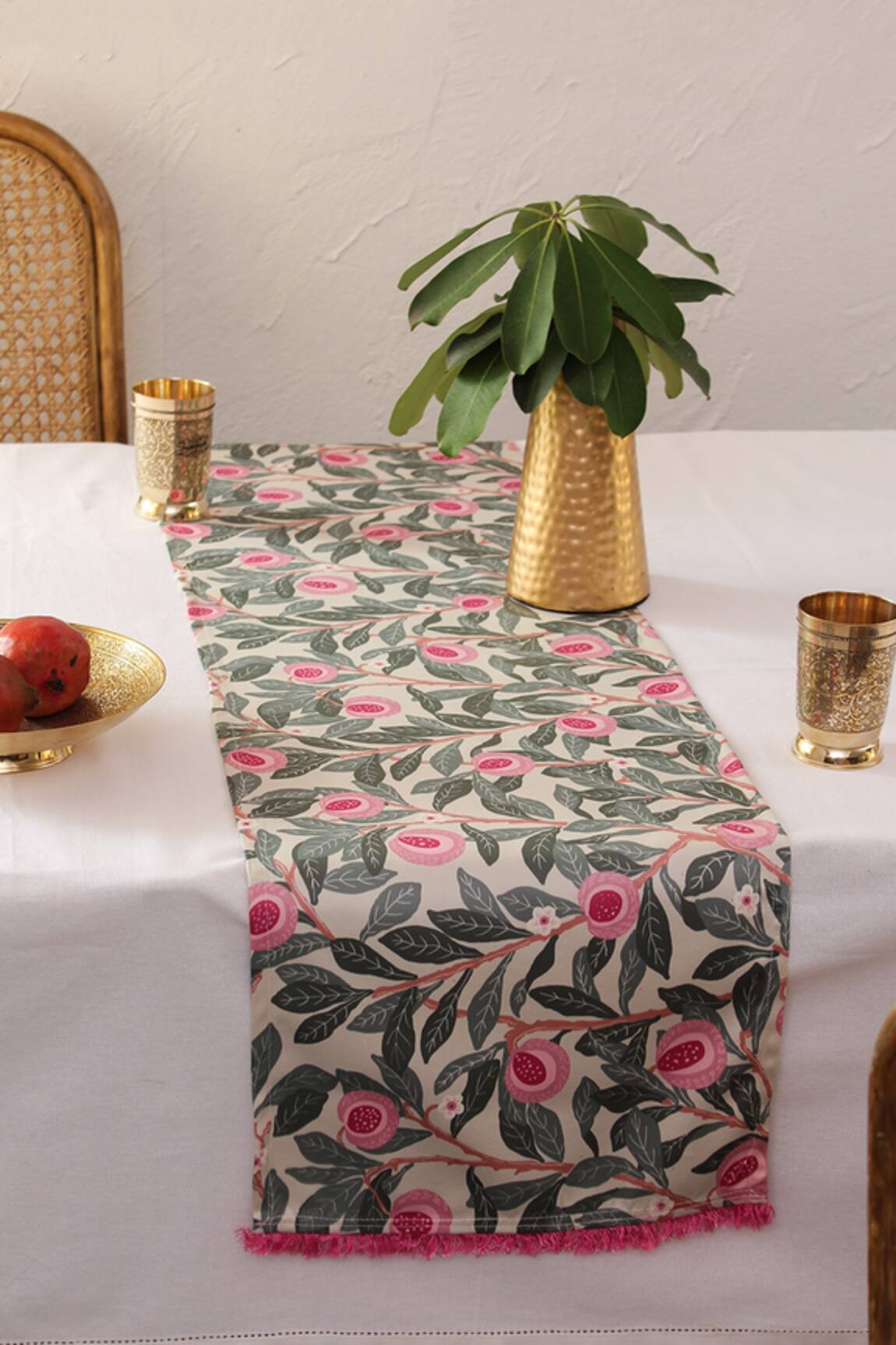 House This Aadoo Vibrant Print Table Runner