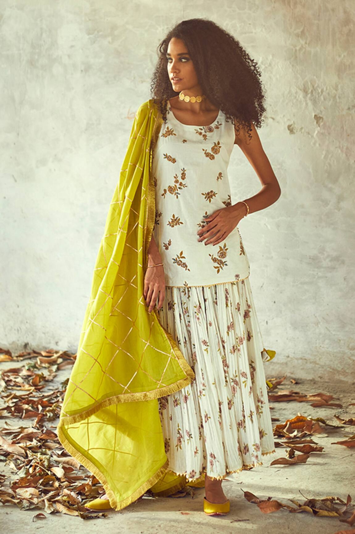 Kharakapas Nargis Floral Print Kurta Skirt Set