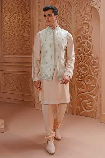 Vanshik Zardozi Work Bundi & Kurta Set