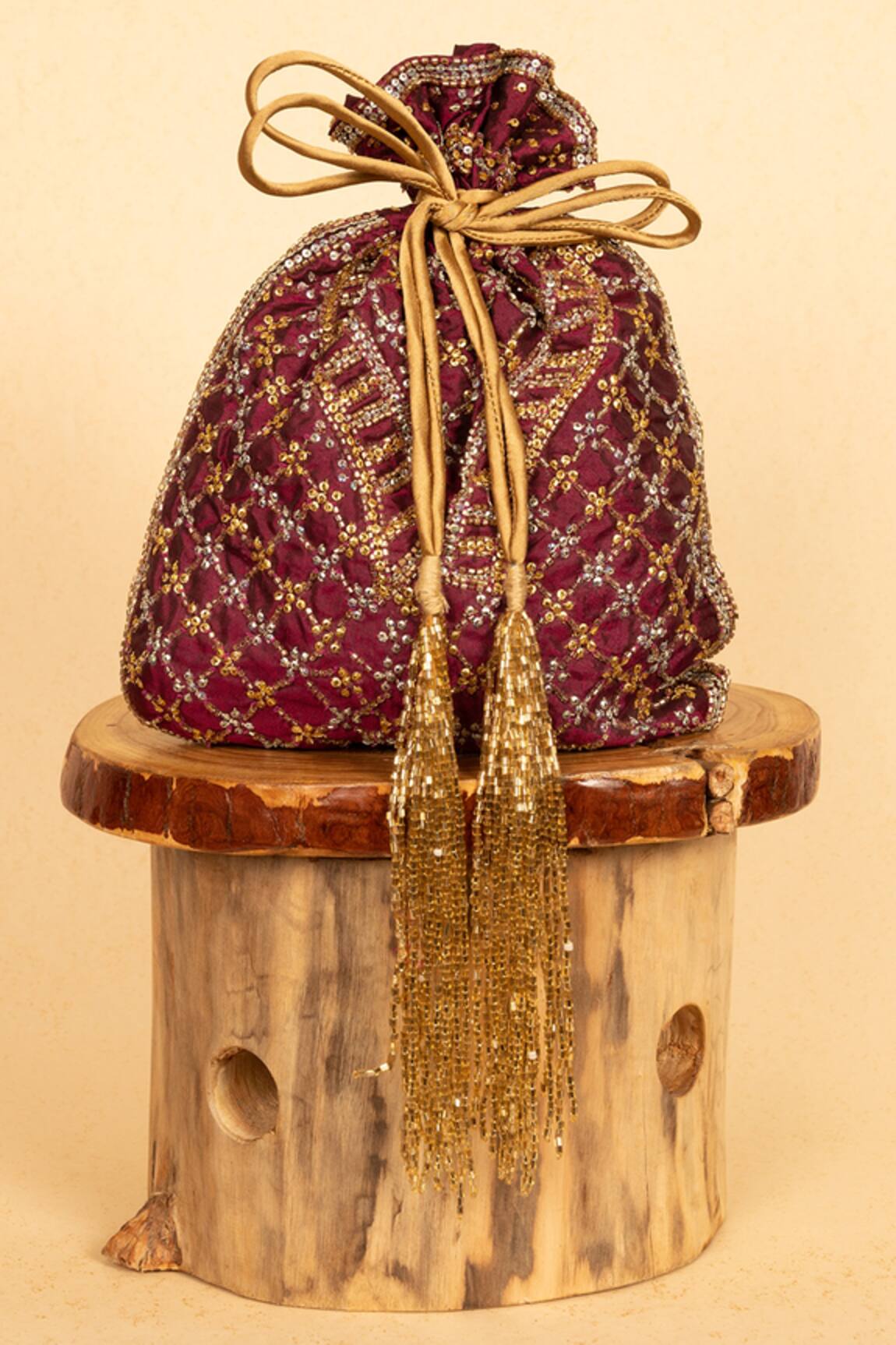 Aamli Aaria Silk Embroidered Potli