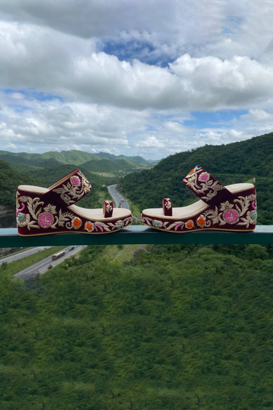 Shiveen Shiveen Aardar Floral Embroidered Wedges