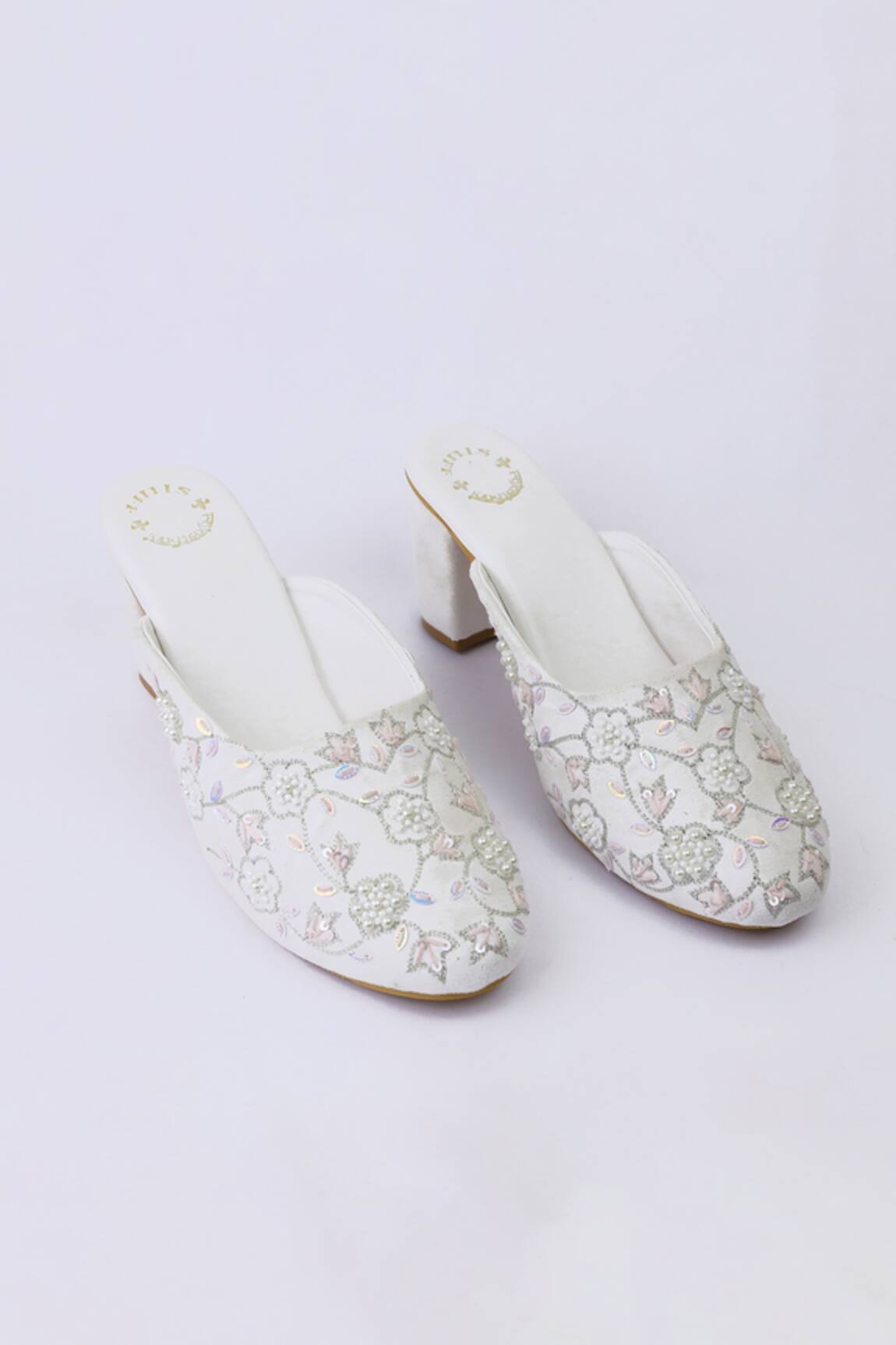 Shiveen Shiveen White Embroidered Mule Block Heels 