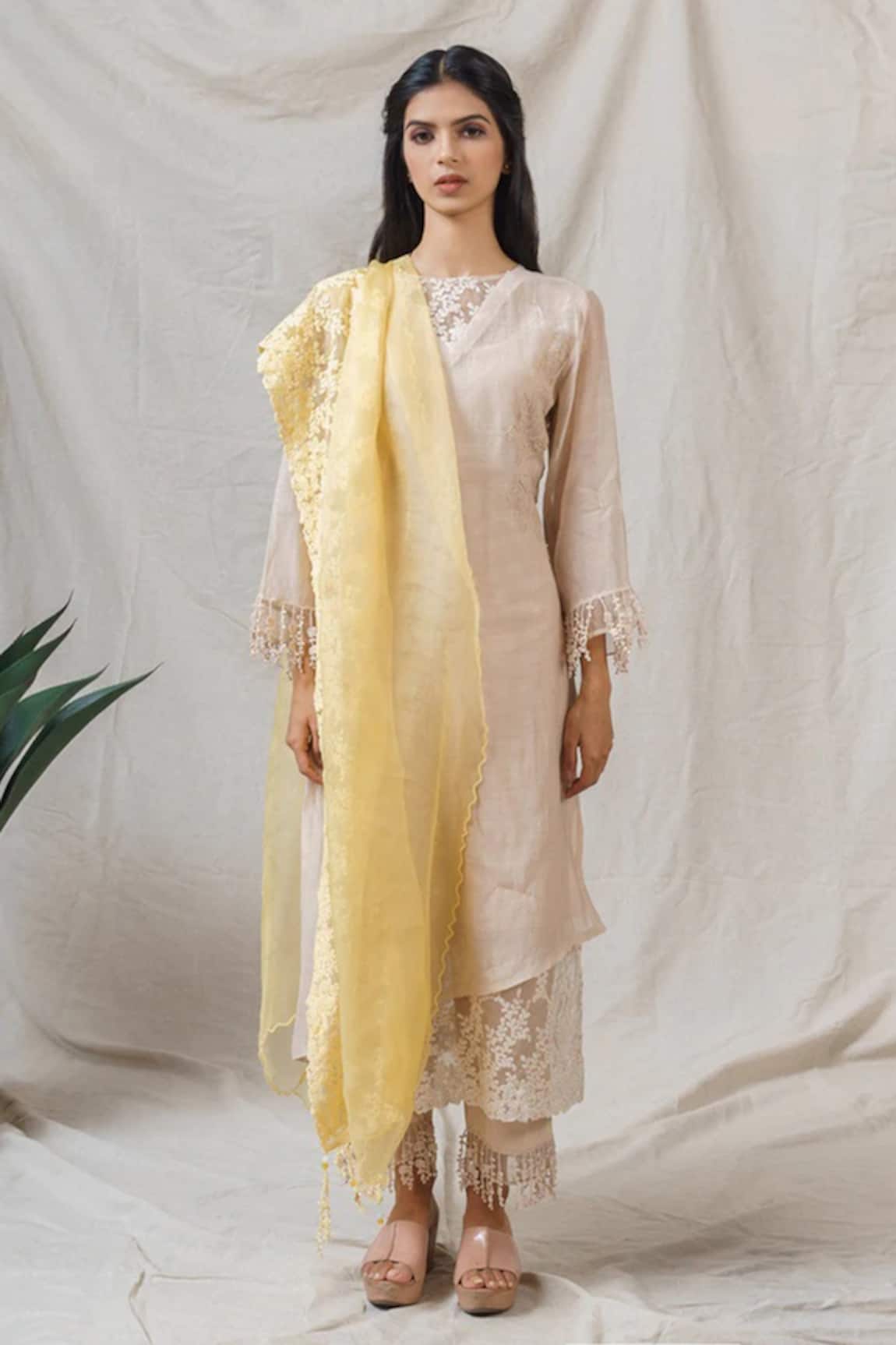 Naaz By Noor Floral Embroidered Kurta Set 