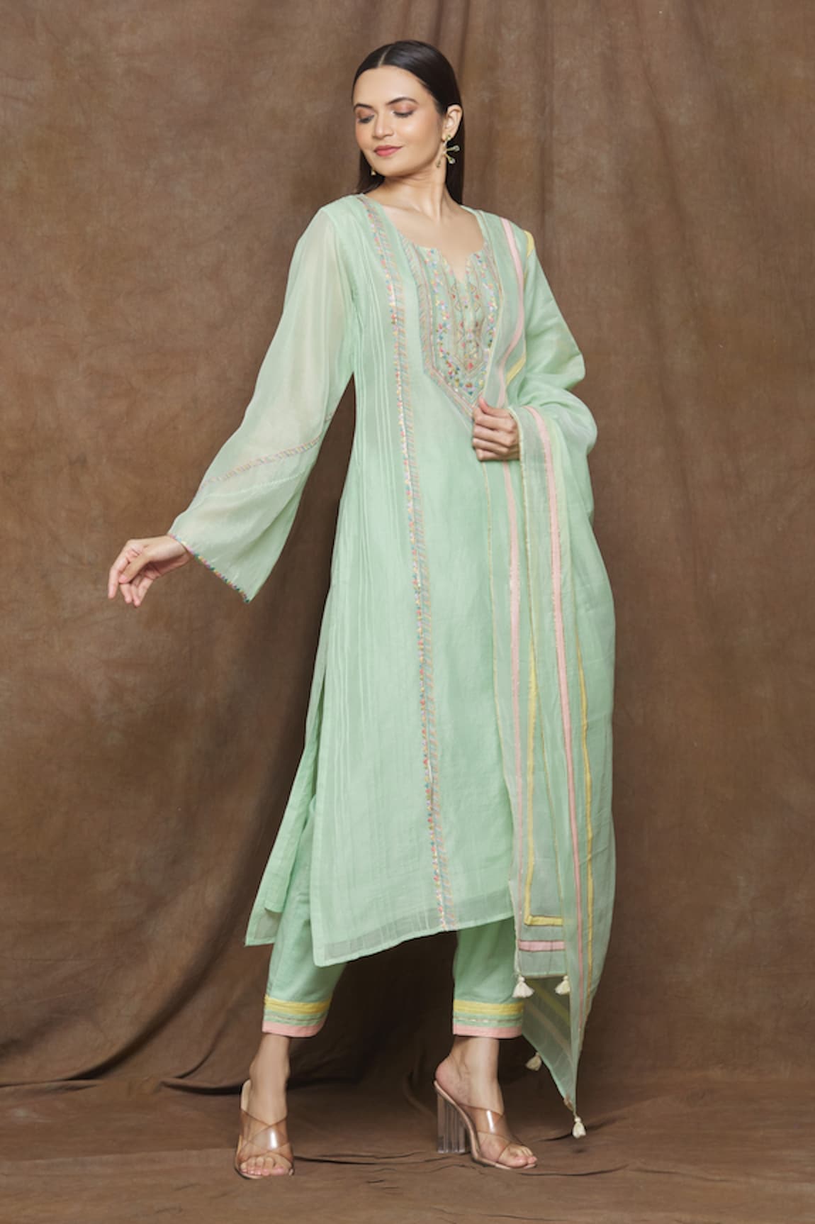 Turaja Chanderi Geometric Embroidered Kurta Set